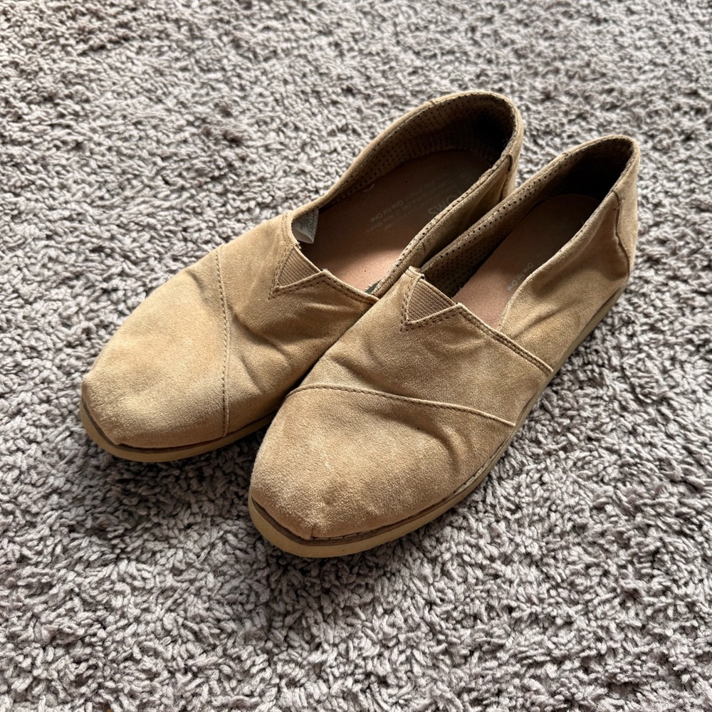 Tan Suede Toms